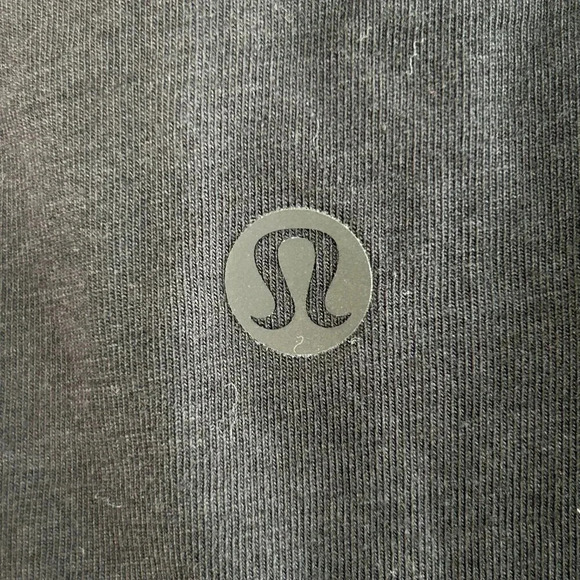 Lululemon Black V Neck Split Side Front Sleeveless Muscle Tank Size 6 - Picture 3 of 6